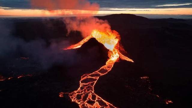 反思：湯加海底火山噴發(fā)，通信被毀全境失聯(lián)