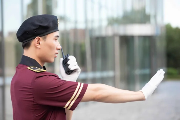 酒店服務(wù)行業(yè)如何選擇對講機？